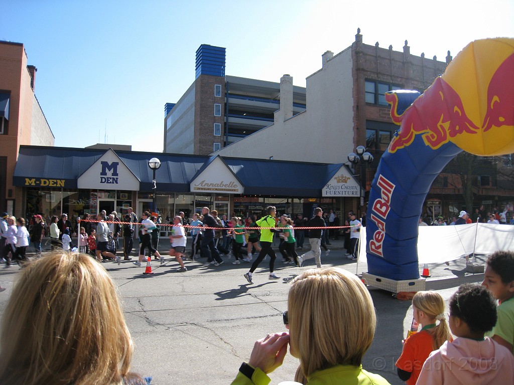 Shamrocks n Shennanigans 5K 2009 0300.jpg